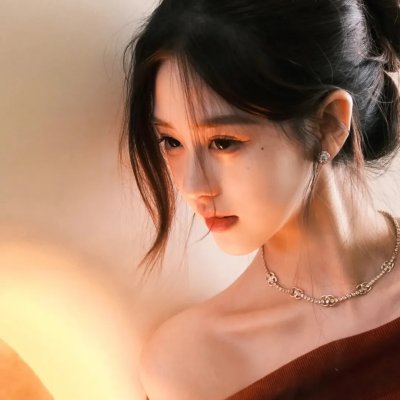 女人与英雄